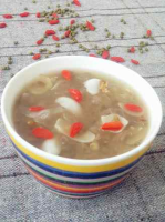 Mung Bean Lily Tremella Soup recipe - Simple Chinese Food image