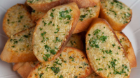 Quick & Delicious Air Fryer Garlic Bread Recipe In 5-7 Mins image