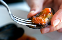 Spicy Spanish Mussels Recipe - NYT Cooking image