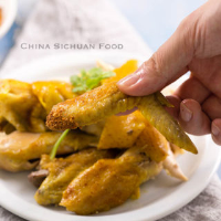 Salt Baked Chicken | China Sichuan Food image