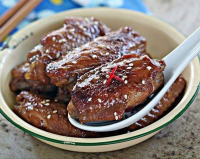 Pan Fried Chicken Wings With Oyster Sauce Recipe | SideChef image