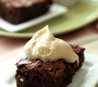 Fudgy, Crackly-Topped Guinness Brownies | Foodtalk image