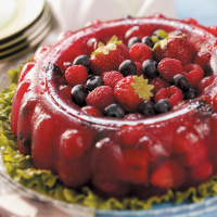 Berry Gelatin Mold Recipe: How to Make It image