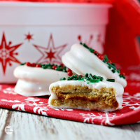 White Chocolate Covered Gingerbread Oreos | Renee's ... image