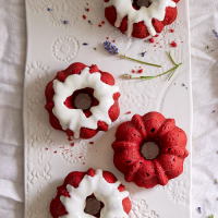 Mini Red Velvet Bundt Cakes - Recipes | Pampered Chef US Site image