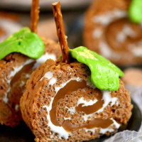 31 Pumpkin Spice Desserts That Are Almost Too Pretty to ... image