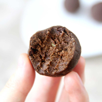 5-Ingredient Chocolate Avocado Protein Balls (Easy, No ... image