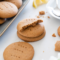Homemade Digestive Biscuits Recipe with Einkorn | Jovial Foods image