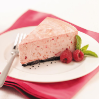 Frozen Raspberry Cheesecake Recipe: How to Make It image