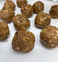 chocolate Oatmeal Balls (resistant starch) | Just A Pinch ... image