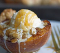 Baked Cinnamon Peaches Two Ways | Foodtalk image