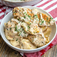 Asiago Tortelloni Alfredo with Grilled Chicken - Copycat ... image