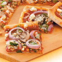 Feta Spinach Pizza Recipe: How to Make It image