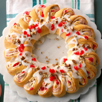 Very Cherry Crescent Ring Recipe: How to Make It image
