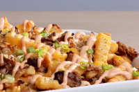 Pulled Pork Loaded Fries | Hidden Valley® Ranch image