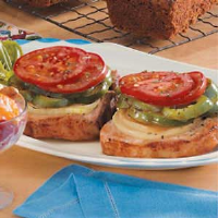 Pork Chops with Tomatoes and Peppers Recipe: How to Make It image
