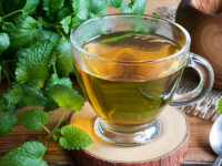 8 Best Benefits of Lemon Balm Tea | Organic Facts image