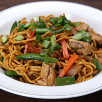 Chicken Lo Mein Recipe by Tasty - Food videos and recipes image