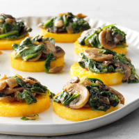 Polenta with Mushrooms and Spinach Recipe: How to Make It image