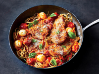 Make This 20-Minute Tomato, Basil, and Chicken Pasta ... image