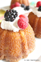 Pound Cakes from Heaven Recipe - Food.com image