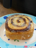 Recipe This | How To Reheat Cinnamon Rolls In Air Fryer image