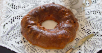 Buccellato {Lucca Pastry Ring} - Italian Recipe Book image