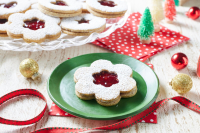 Best Linzer Cookies Recipe - How to Make Linzer Cookies image