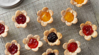 Mini Cream Cheese-Jam Flower Tarts Recipe - Pillsbury.com image