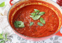 Best Italian Marinara Sauce Recipe • CiaoFlorentina image