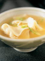 Wonton Soup (Chinese Dumpling Soup) | RICARDO image