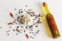 How to Make Homemade Chilli Oil - With Chillies image