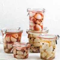 HOW TO MAKE PICKLED GARLIC CLOVES RECIPES