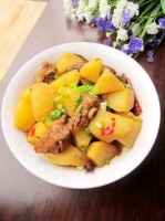 Roasted Pork Ribs with Potatoes recipe - Simple Chinese Food image