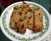 Lo-bak Go - Chinese Radish Cakes Recipe - Chinese.Food.com image