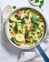 Thai green prawn curry recipe | delicious. magazine image