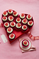 How To Make Mini Rosebud Cupcakes - Best Mini Rosebud ... image