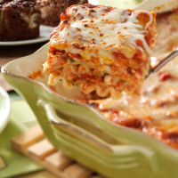 Herbed Chicken Lasagna Recipe: How to Make It image