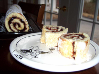 Jelly Roll Recipe for an 11x17 Inch Pan Recipe - Food.com image