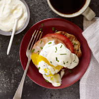 Healthier eggs Benedict with Canadian bacon | Recipes | WW USA image