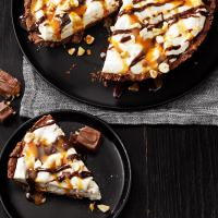 Peanut-Cashew Marshmallow Pie Recipe: How to Make It image