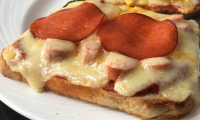 Pizza Toast Recipe - Toastie Recipes image