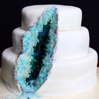 Geode Cake Recipe by Tasty image