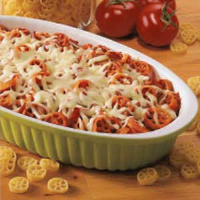 HOW TO MAKE BAKED SPAGHETTI WITH PEPPERONI RECIPES