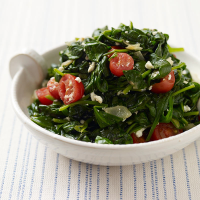 Spinach with tomatoes and feta | Recipes | WW USA image