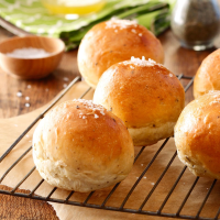 Herbed Dinner Rolls Recipe: How to Make It image