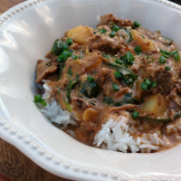 SLOW COOKER BEEF CURRY COCONUT MILK RECIPES