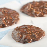 Super-Moist No-Bake Chocolate and Oatmeal Cookies Recipe ... image