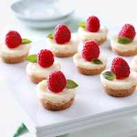 Berry Mini Cheesecakes Recipe: How to Make It image