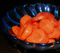 Ginger Glazed Carrots Recipe - Food.com image